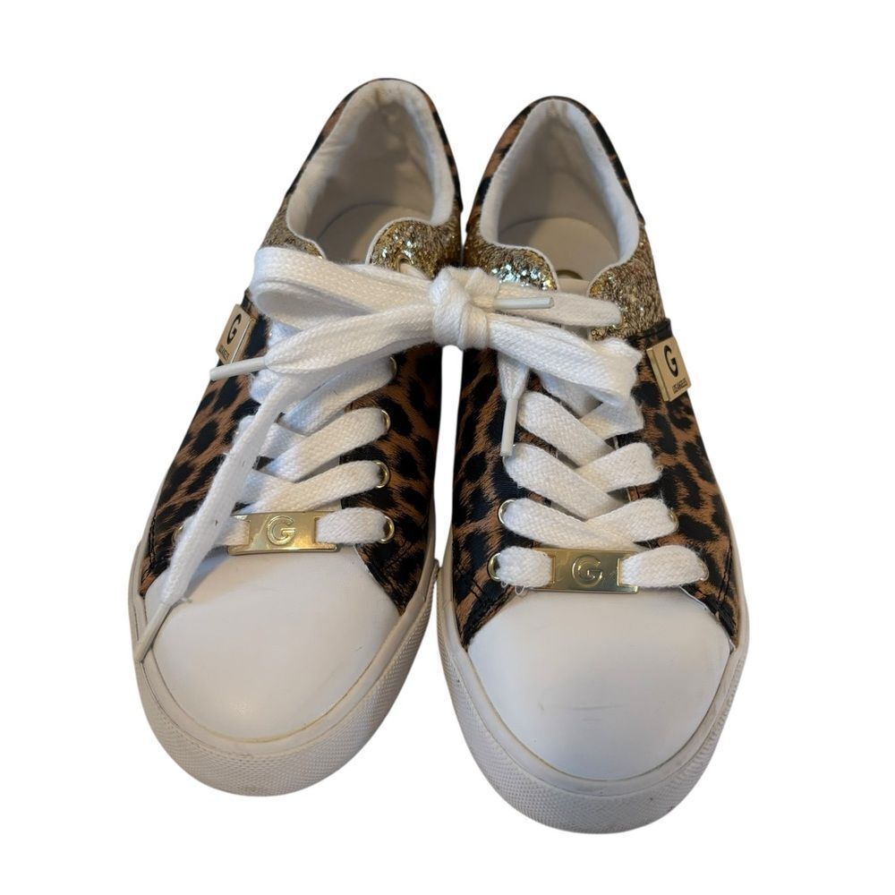 Guess GGMOLLEA Women’s Leopard Print Glitter Accent Low Tops in Ladies Size 6M
